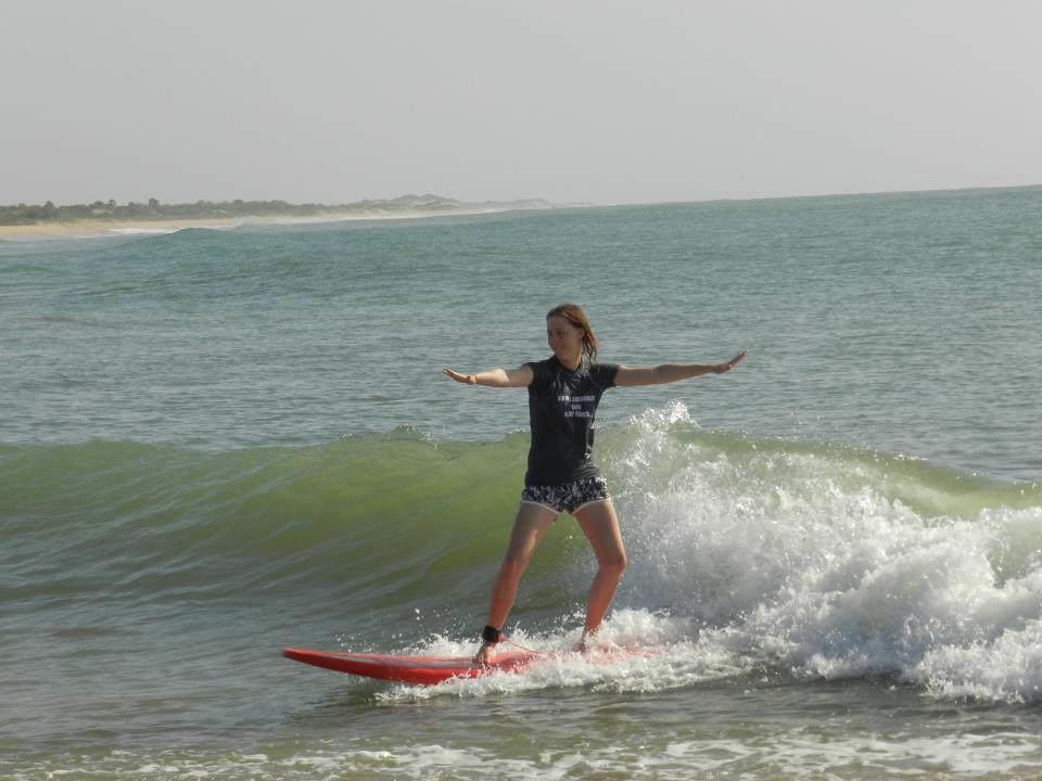 Отель Surf & Yoga Аругам Экстерьер фото